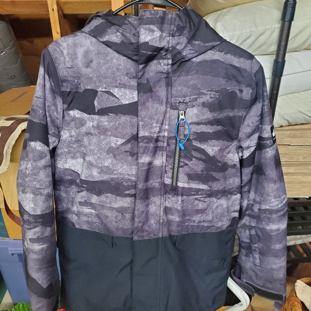 Quiksilver Youth Snowboard jacket Size 14/XL